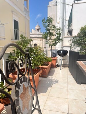 Suite – exclusive, terrasse, byutsikt | Terrasse/patio