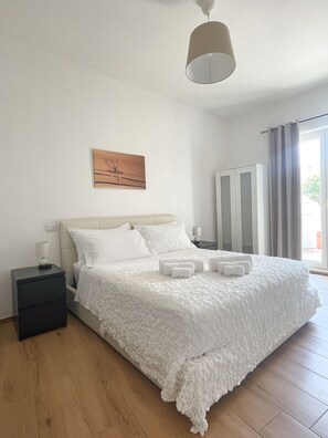 Exclusive Suite, Terrace, City View | Dilengkapkan perabot secara berasingan, Wi-fi percuma 