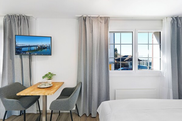 Chambre Confort double | Accès au Wi-Fi (inclus), literie fournie