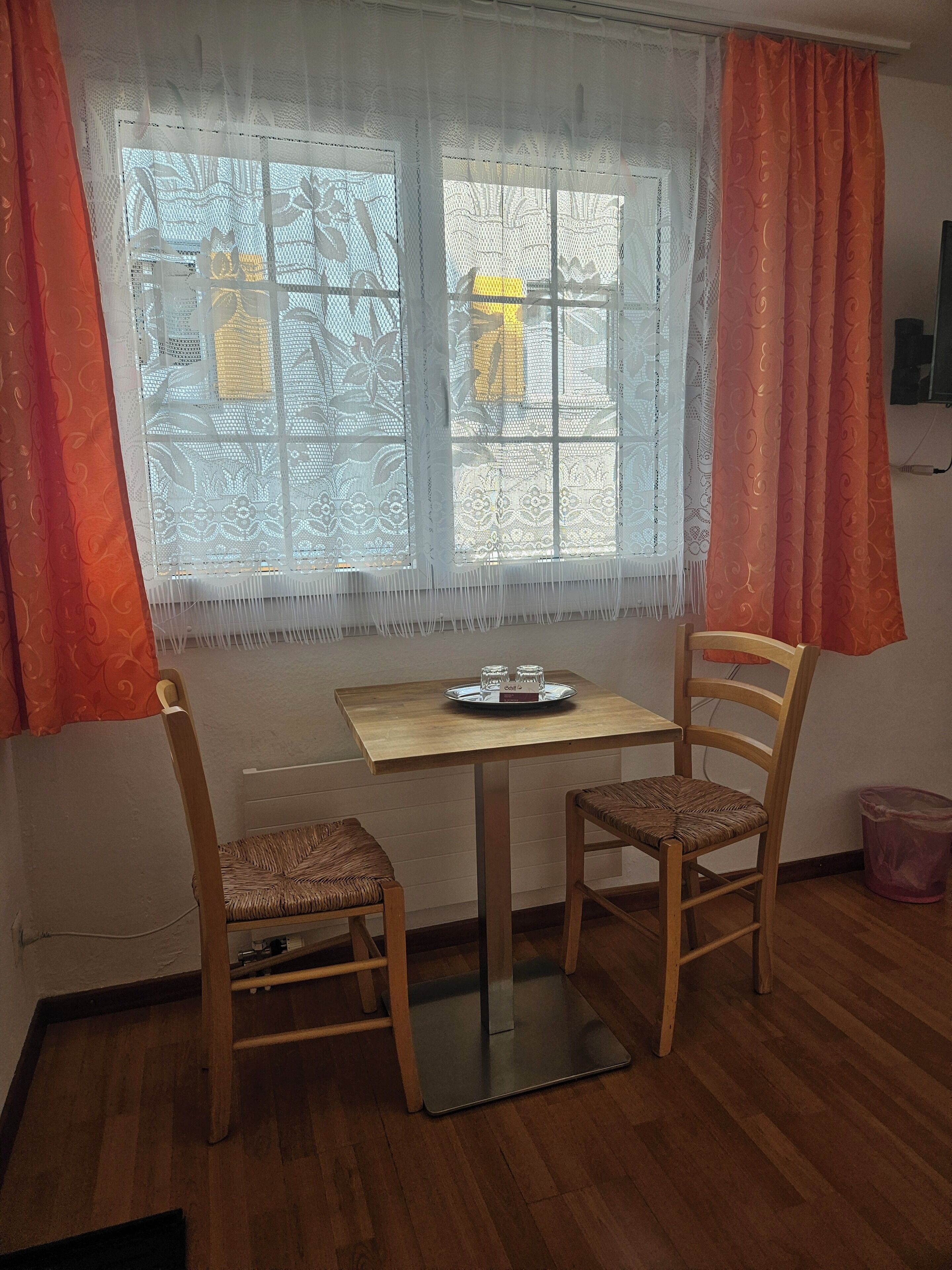 Chambre Double | Restauration