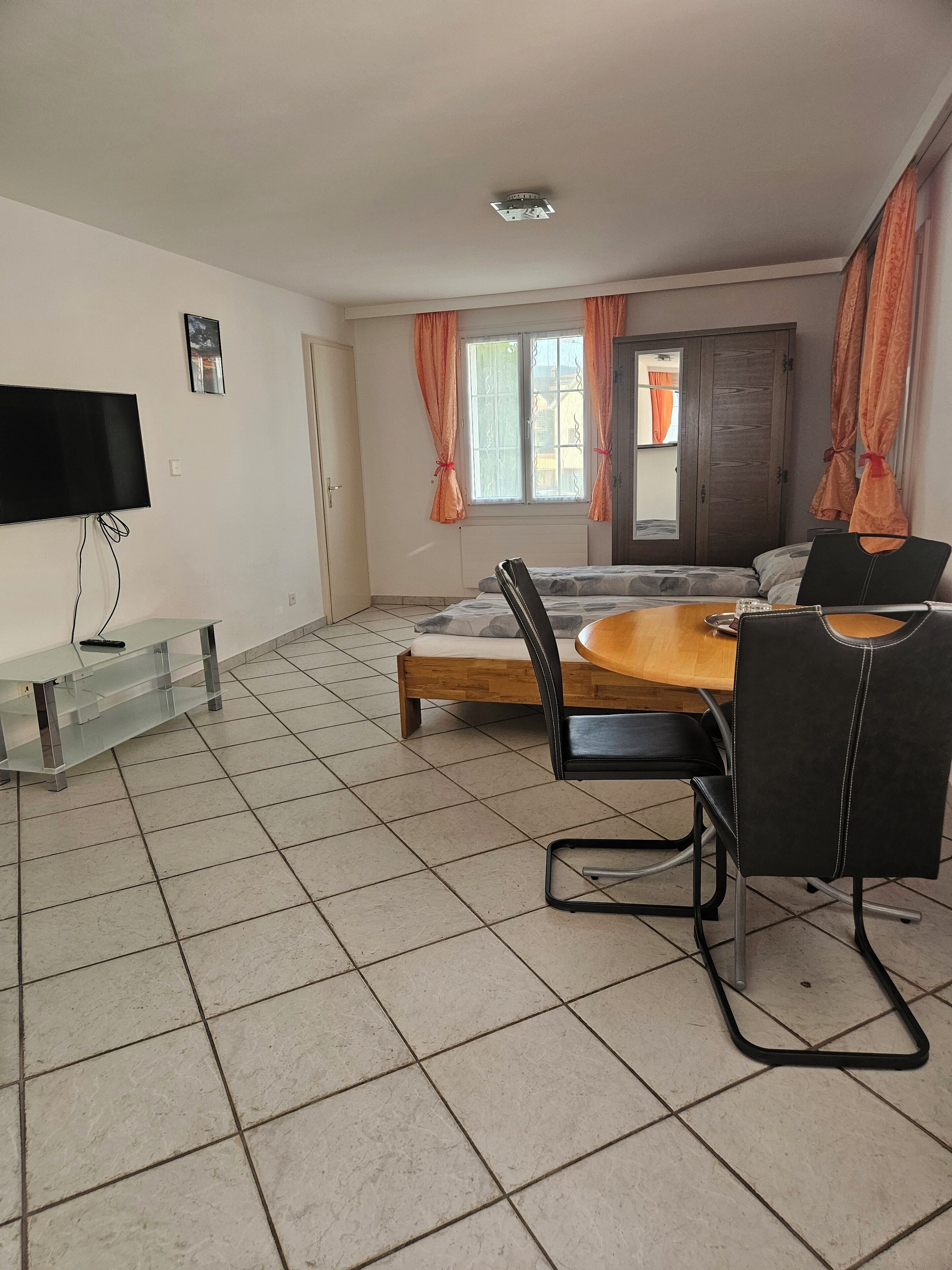 Kahden hengen huone | Sisätilat