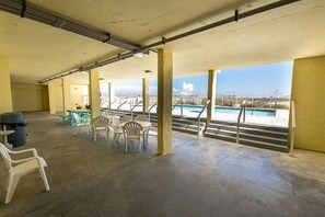 Khu ẩm thực ngoài trời