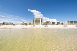 Beach - Shoreline Towers (Gulf Shores)
