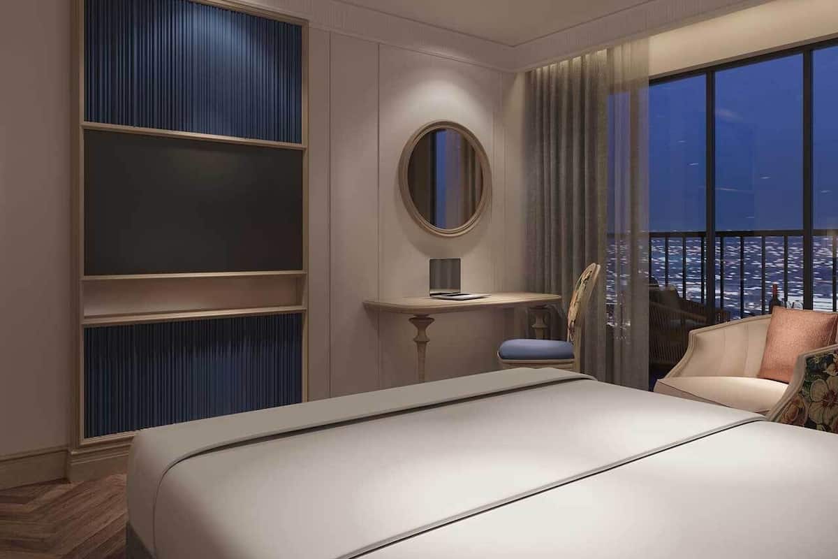 Doppia Presidenziale, balcone, vista città | Una cassaforte in camera, una scrivania, tende oscuranti