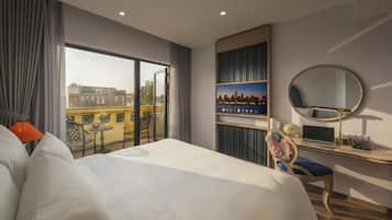 Literie de qualité supérieure, matelas mémoire de forme, minibar