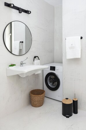 Unclassified image, 3 of 32, button - Magnificent Villa for 11 Guests – Two Villas Combined, Private Pools, Halkidiki (Nea Moudania)