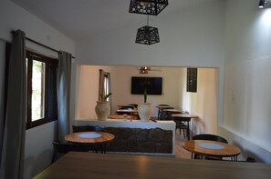 Dining - Gosén Cabañas y Suites (La Rioja)