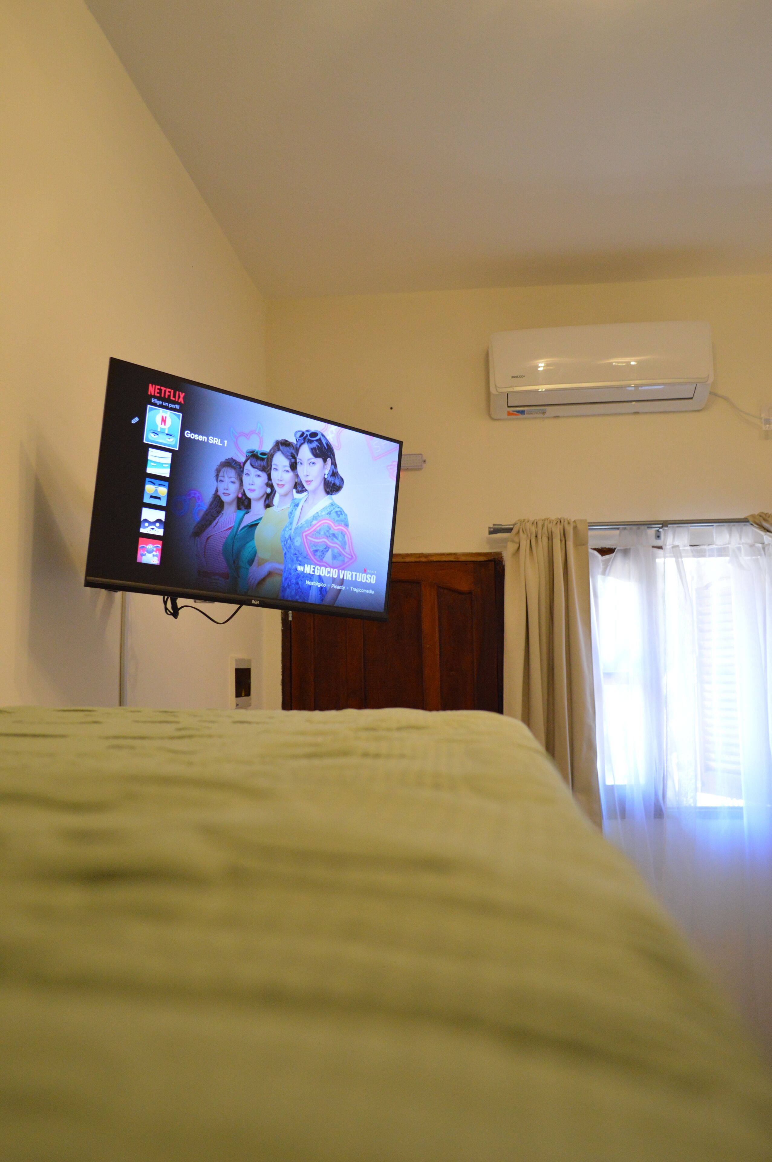 Eenvoudige kamer, uitzicht op bergen | Een laptopwerkplek, gratis wifi