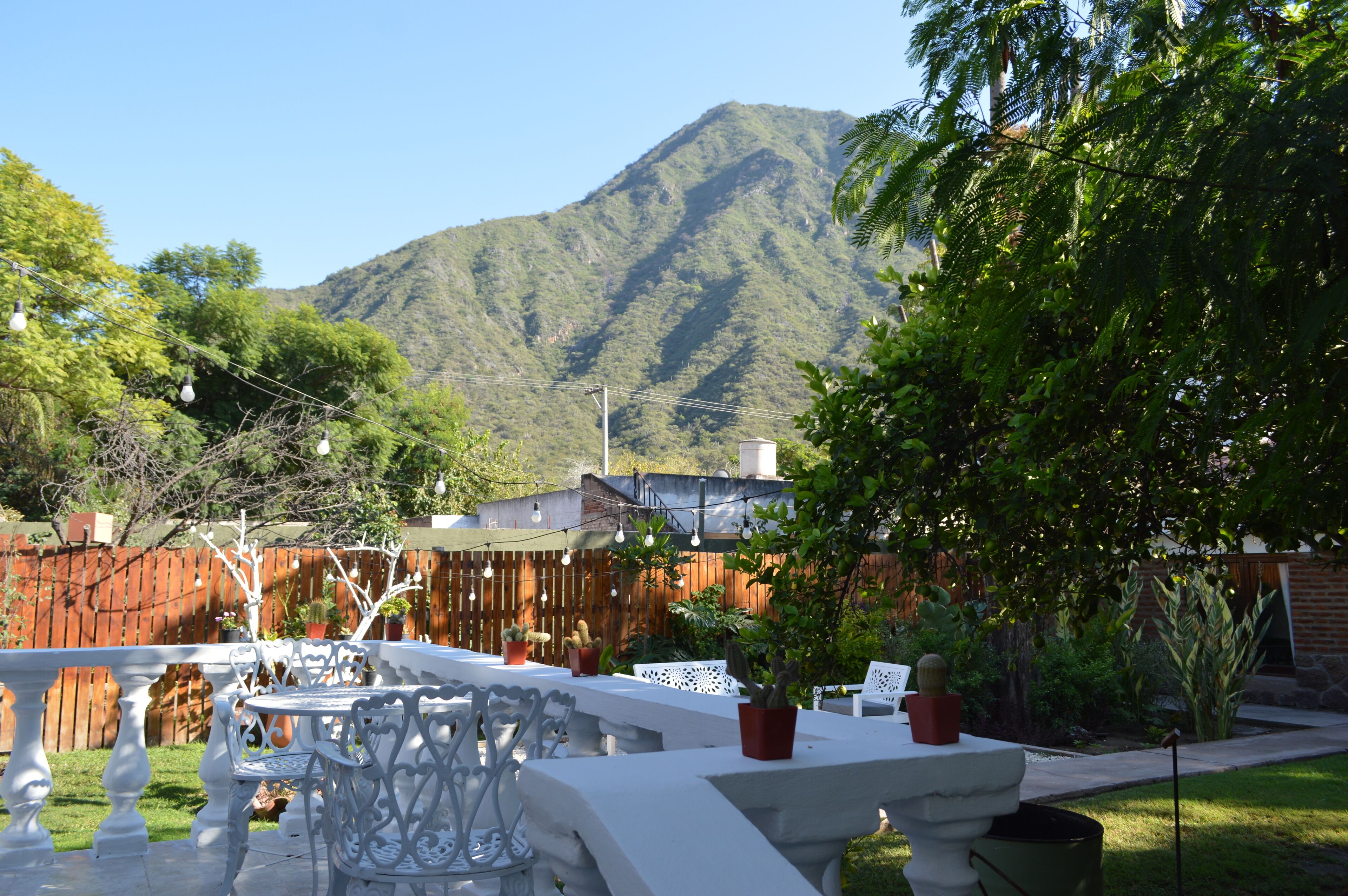 Suite – deluxe, fjellutsikt | Utendørsservering