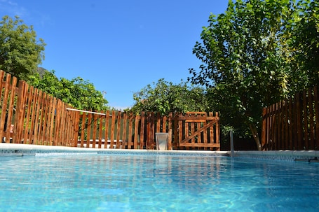 10 outdoor pools. Gosén Cabañas y Suites