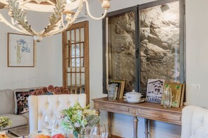 Cottage | Living room