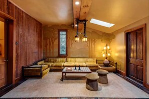 Interior - Historic Cottages with Tropical Pool, Hot Tub (New Orleans)