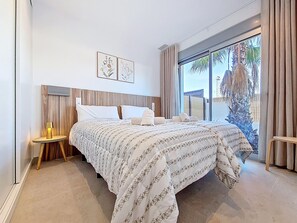 3 bedrooms, iron/ironing board, free WiFi, bed sheets - Villa with private pool, roof terrace and BBQ (Los Alcazares)