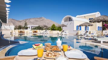 屋外ダイニングエリア