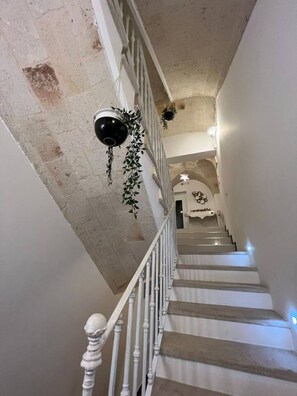 Interior - Center 2 (Brindisi)