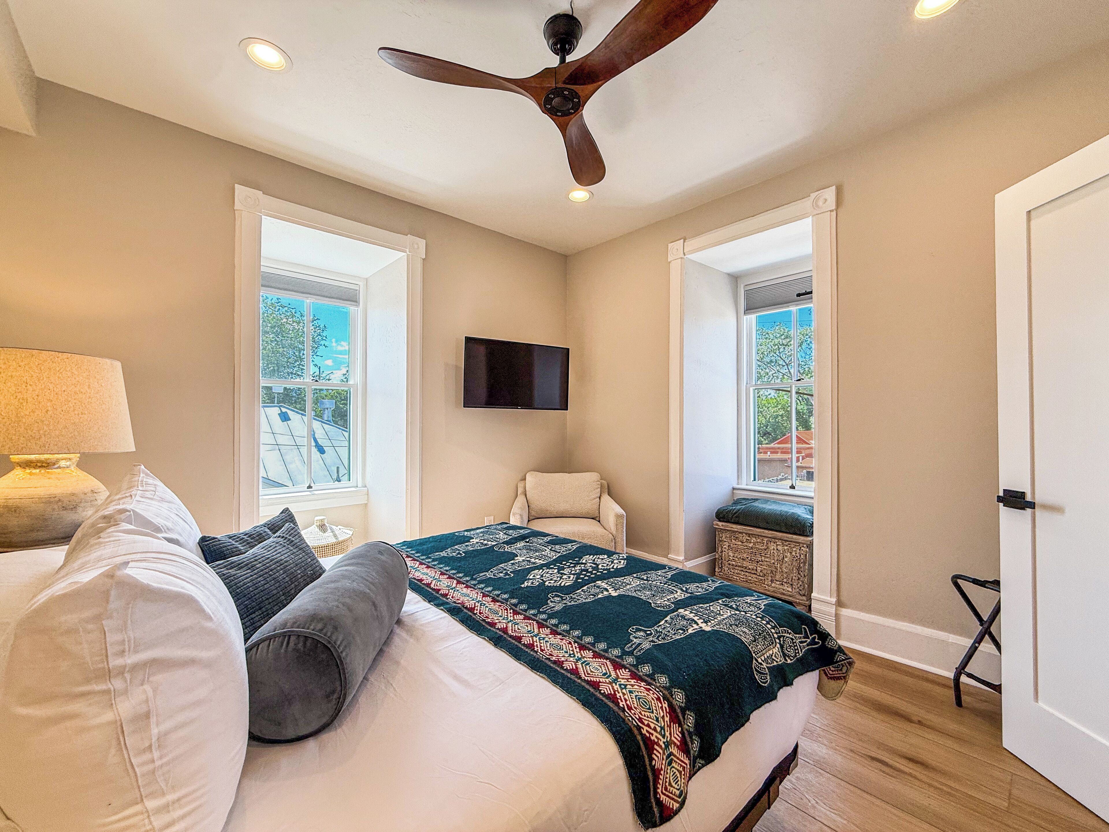 1 bedroom, WiFi (free), bed sheets