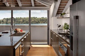 Luxury-Villa, Balkon, Stadtblick | Eigene Küche