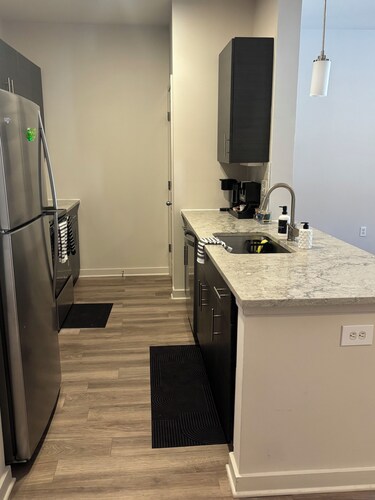 Mulan Escapes - Luxury Buckhead Gem - Free Parking