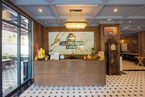 Reception - Grand Bay Hotel - Grand World Phu Quoc (Phu Quoc)