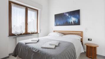 1 chambre, fer et planche Ă repasser, Wi-Fi, draps fournis