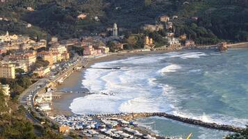 Playa en los alrededores