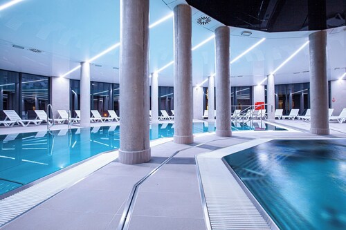 Czarna Perła Apartments with Free Pool Access