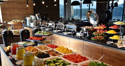 Czarna Perła Apartments with Free Pool Access