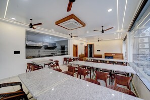 用餐