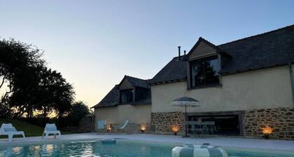 Maison d'hÎtes avec piscine extérieure