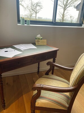 Interior - Le Logis de la Lettre - Guest house with outdoor swimming pool (Tinténiac)