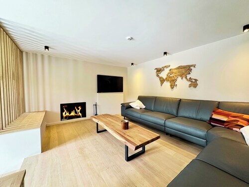 Ferme Valentour 24 beds, ideal for families and corporate seminars.