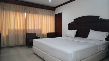 Habitación doble estándar, vista al lago | Wifi gratis