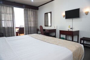 Dobbeltrom – deluxe, balkong, utsikt mot innsjø | Wi-fi (inkludert)