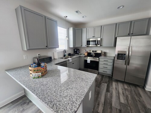 Welcome to Luxury at Snowmill. Charming 4-bedroom house in Woodruff. SC.