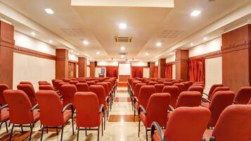 House | Kemudahan mesyuarat