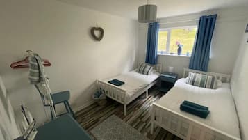 Iron/ironing board, free WiFi