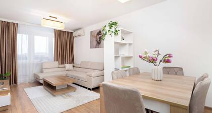 Jabłońskiego 7 Rzeszów | Family Apartment in Center with Air Conditioning