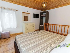 1 soveværelse, strygejern/strygebræt, weekendseng, Wi-Fi