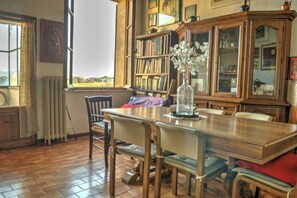 Dining - Palazzo Bonaccorsi in the historic center with panoramic view (Colle di Val d'Elsa)