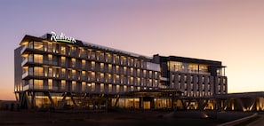 Exterior - Radisson Hotel And Convention Center Steve Tshwete Middelburg (Middelburg)
