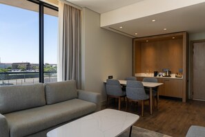 Premium Suite, Balcony (Lounge Access) - Radisson Hotel And Convention Center Steve Tshwete Middelburg (Middelburg)