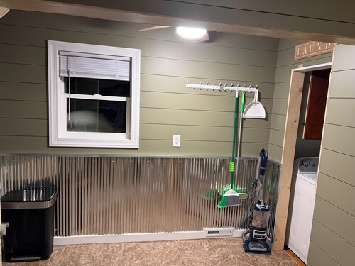 NEW-Pictured Rocks Paradise!
Near Pictured Rocks & Lake Superior!