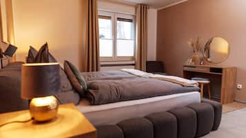 Bügeleisen/Bügelbrett, WLAN, Bettwäsche