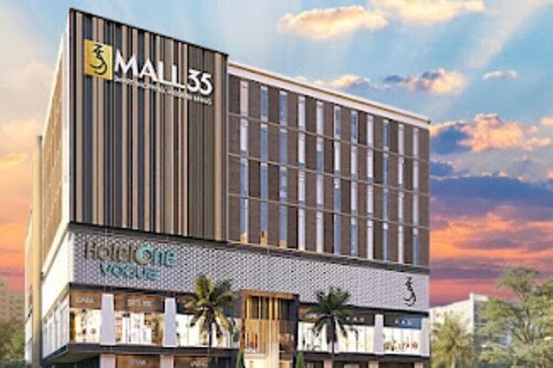 Hotel One Vogue Mall 