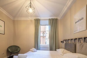 2 bedrooms, iron/ironing board, travel cot, WiFi - BuddyRent · Ghetto · Campo de' Fiori · 6 ospiti (Roma)