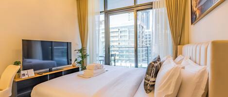 In-room safe, iron/ironing board, free WiFi