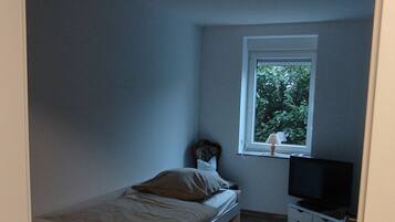 3 habitaciones y ropa de cama