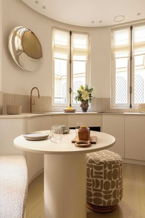 Comfort Studio | Interior - Luxurious Astorg Residence (Paris)