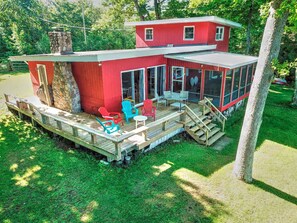 Exterior - Belsize Cottage, Upper Rideau Lake (Portland)