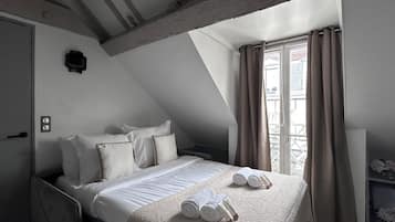 Iron/ironing board, free WiFi